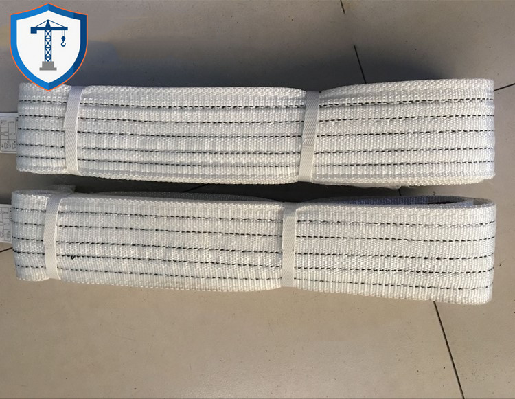 白色吊装带